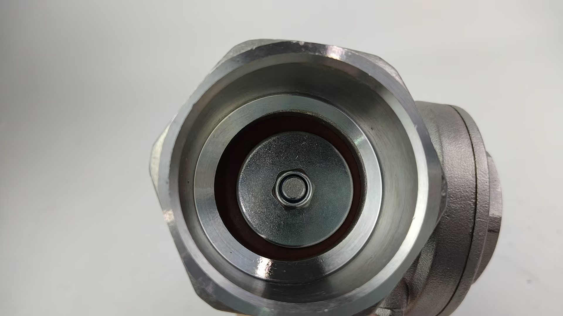 Обратный клапан из нержавеющей стали с раструбной сваркой из фторкаучука